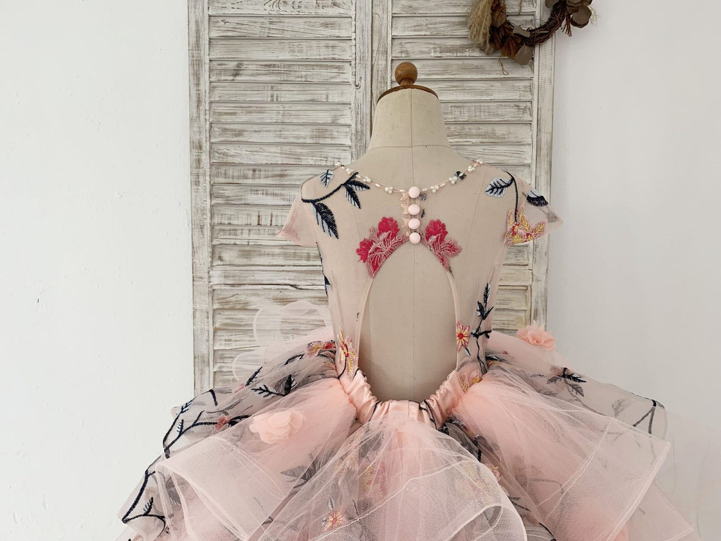 Ball Gown Embroidery Lace Tulle Cap Sleeves Keyhole Back