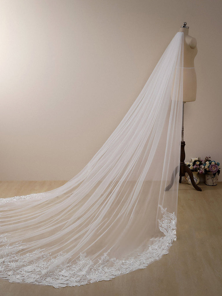 Voile de mariée cathédrale en dentelle fleurie Roycebridal