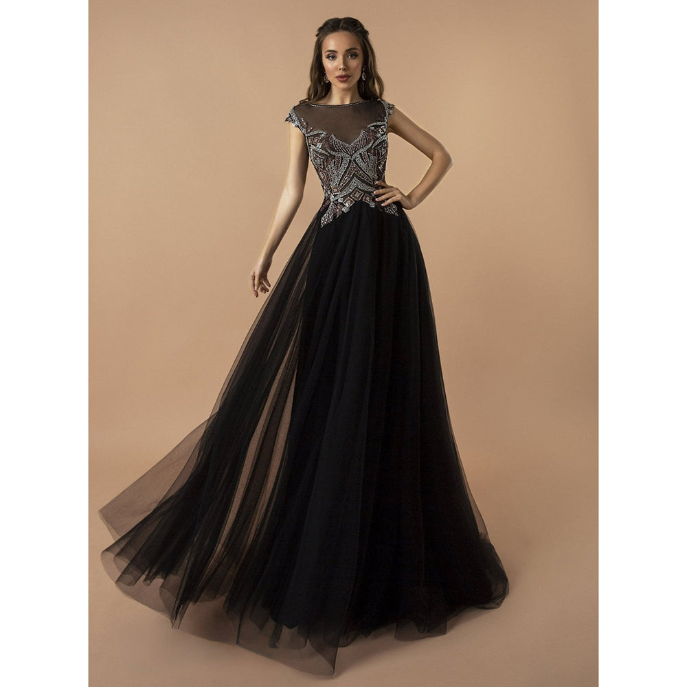 O Neck Short Cap Sleeve Beading Top Tulle A Line Gothic Black Wedding Dress
