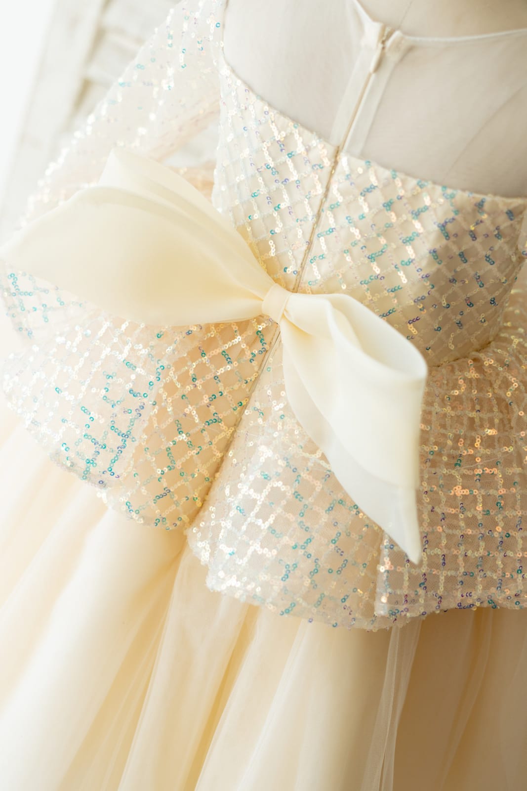 Long Sleeves Champagne Sequin Tulle Hi Low Wedding Flower