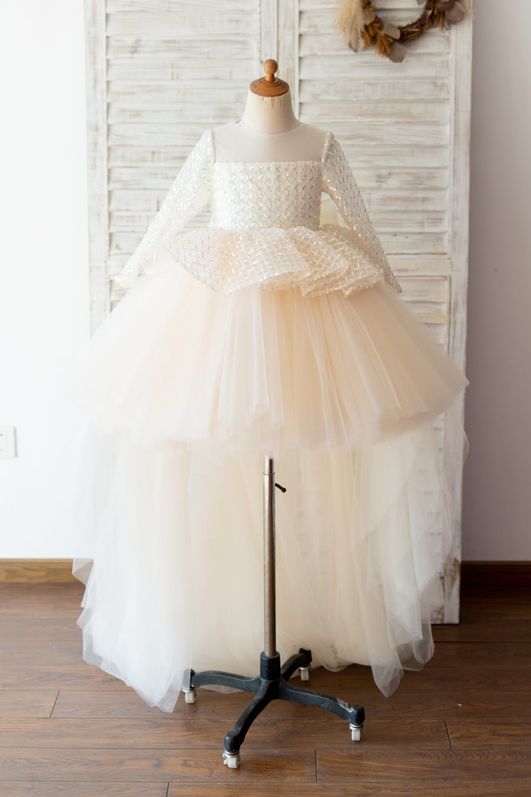 Long Sleeves Champagne Sequin Tulle Hi Low Wedding Flower