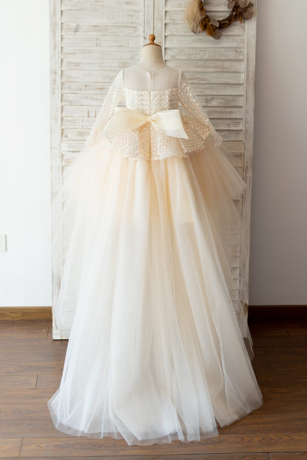 Long Sleeves Champagne Sequin Tulle Hi Low Wedding Flower