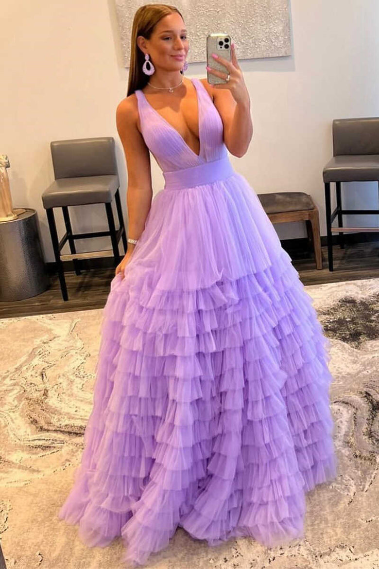 Robe de bal longue en tulle orange à col en V et coupe trapèze de Roycebridal Reese