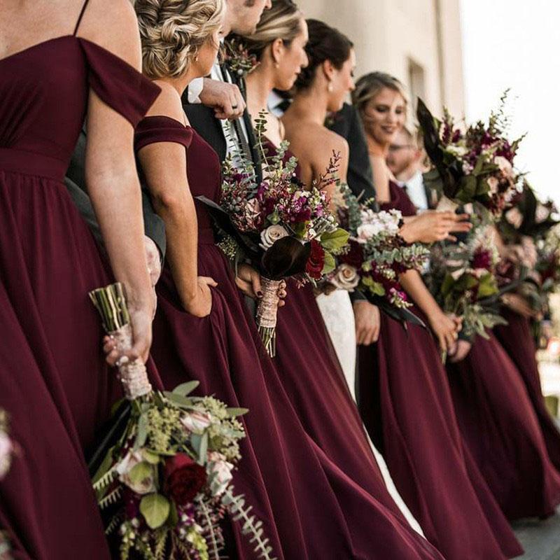 Günstige Chiffon Burgund Brautjungfernkleider Off Shoulder Kleid