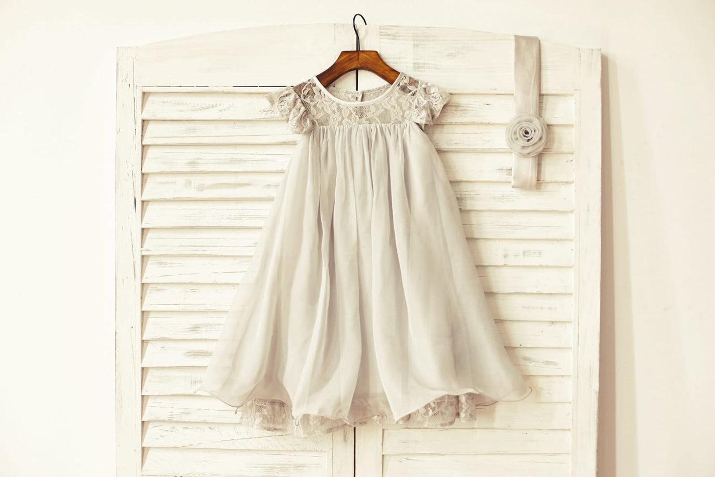 Navy Blue / Ivory / Blush Pink / Grey Lace Chiffon Flower