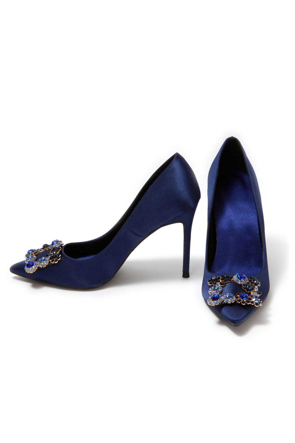 Escarpins à talons aiguilles et bout pointu en satin bleu marine avec boucle et strass