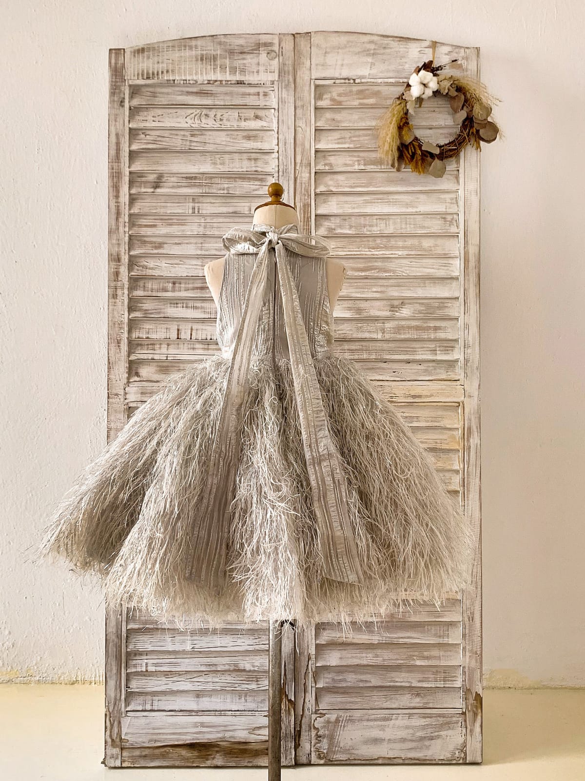 Pink / Silver Gray Jacquard Feather High Neck Wedding Party