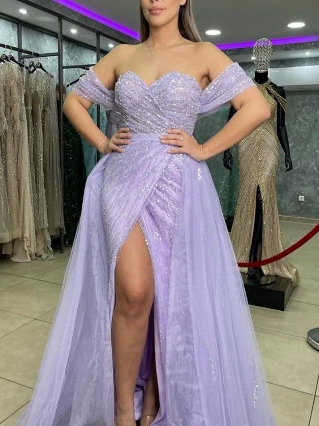 Roycebridal Margo | Robe de bal fourreau scintillante et brillante, traîne à balayage, manches courtes, décolleté en cœur, paillettes amovibles et jupe fendue