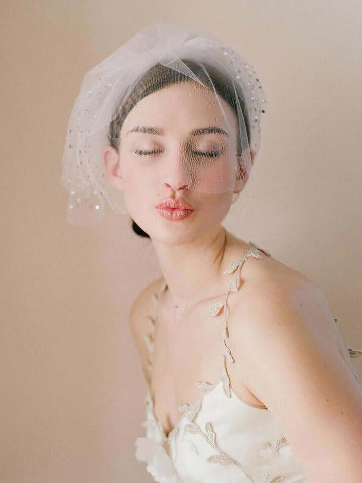 Roycebridal Simple Vintage-Inspired Birdcage Veils Ivory Blusher Veil