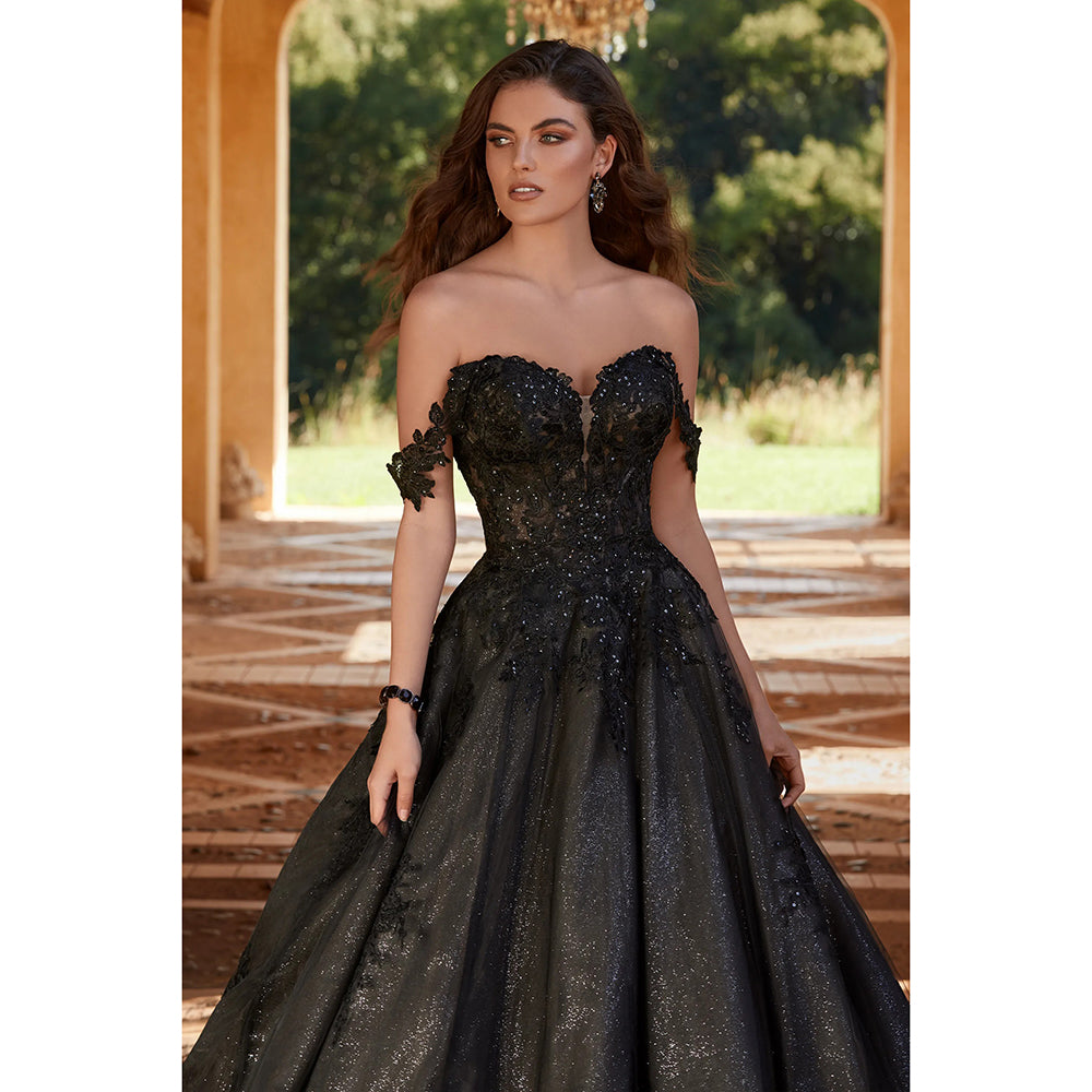 Sweetheart Collar Off the Shoulder Lace Gothic Black Wedding Dress