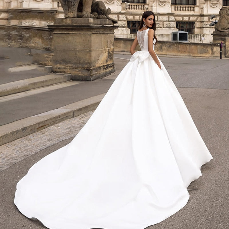 Roycebridal SoDigne Satin African Wedding Dress 2021 Buttons Pockets A Line Lace Bridal Dresses Princess Wedding Party Gown Plus Size
