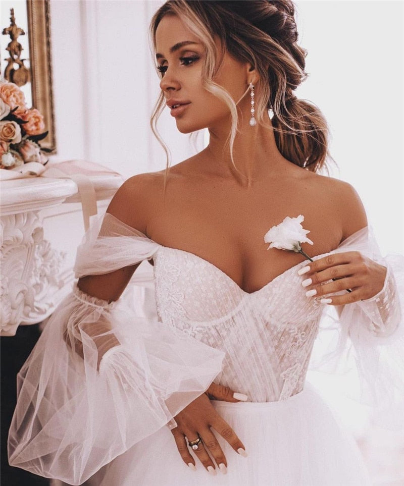 Roycebridal Fairy Boho Wedding Dresses Detachable Long Puff Sleeve Bride Dress Vintage Lace Beach Wedding Gowns Plus Size Corset Back Sweet