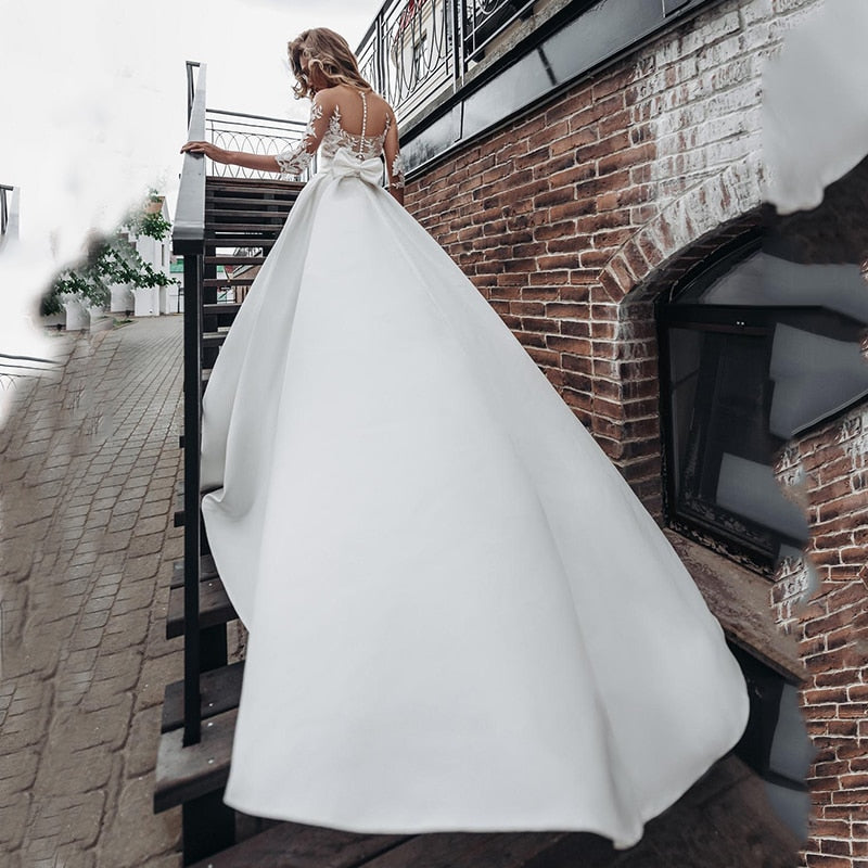 Roycebridal Satin Brautkleider Boho Kurze Ärmel Schleife Tasche Brautkleid Spitze Applikationen Brautkleid Nach Maß