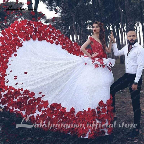 Red And White Vintage Wedding Dress Lace Bridal Gown