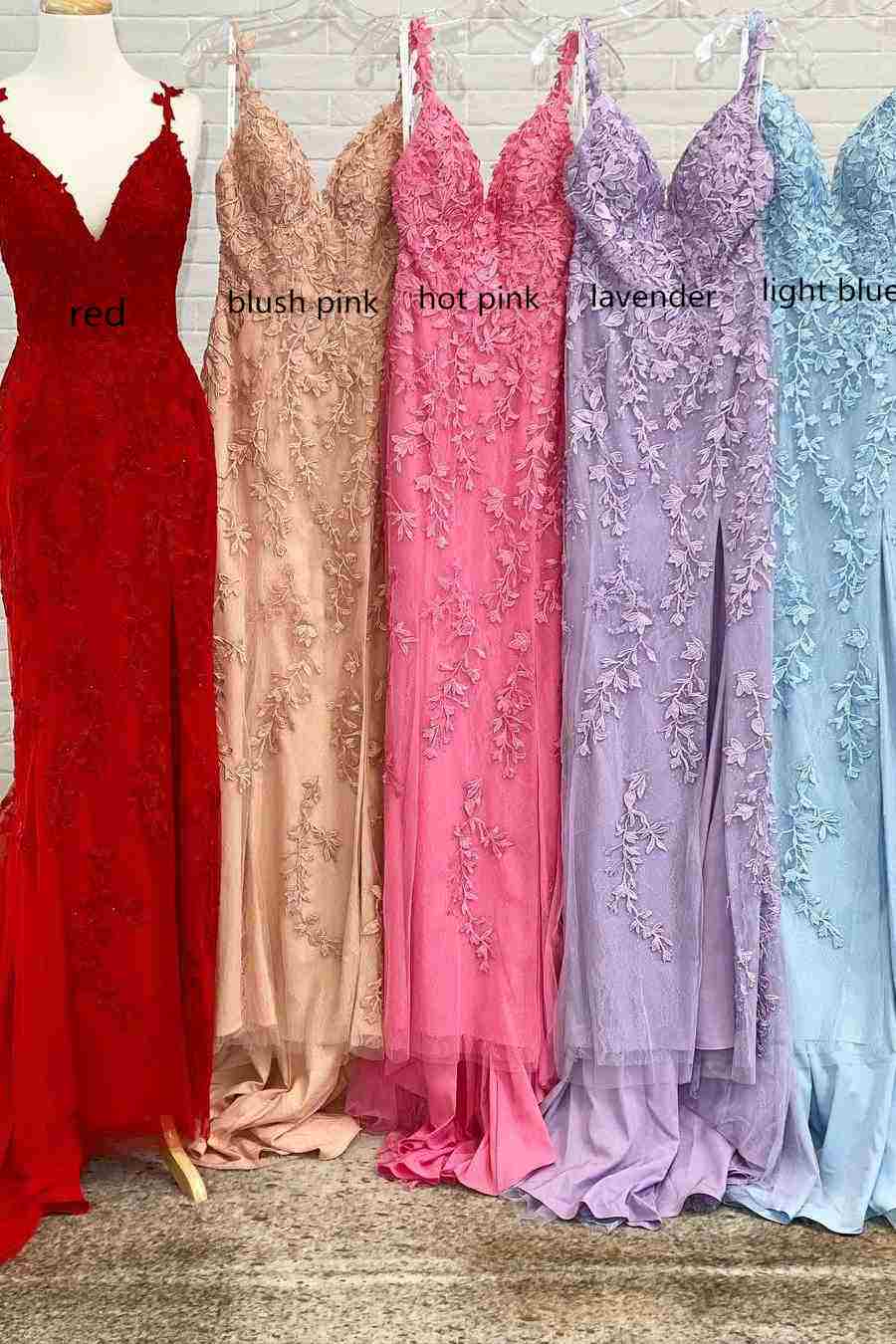 Roycebridal Kalista | Elegant V-Neck Light Yellow long Prom Dress with Lace Appliques