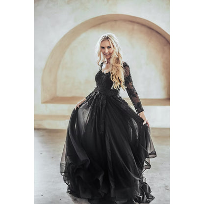 Sexy Split O Neck Long Sleeve Open Back Lace Appliques Tulle A Line Gothic Black Wedding Dress