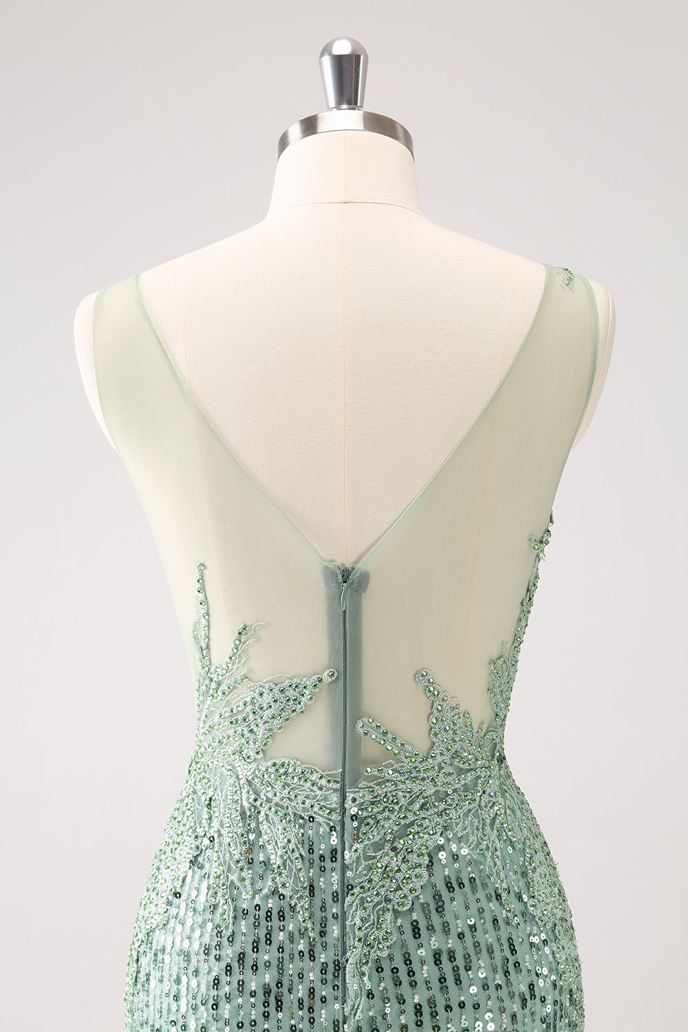 Glitzerndes grünes, figurbetontes, kurzes Homecoming-Kleid mit Pailletten und V-Ausschnitt und Perlen