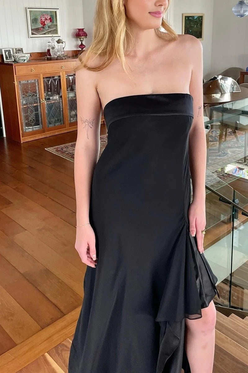 Blaues Neckholder-Abschlussballkleid mit Plissee und Ausschnitten aus Satin in A-Linie