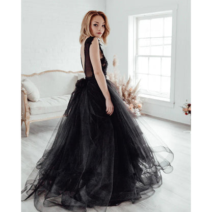 O Neck Sleeveless Lace Top Backless Organza Back A Line Gothic Black Wedding Dress
