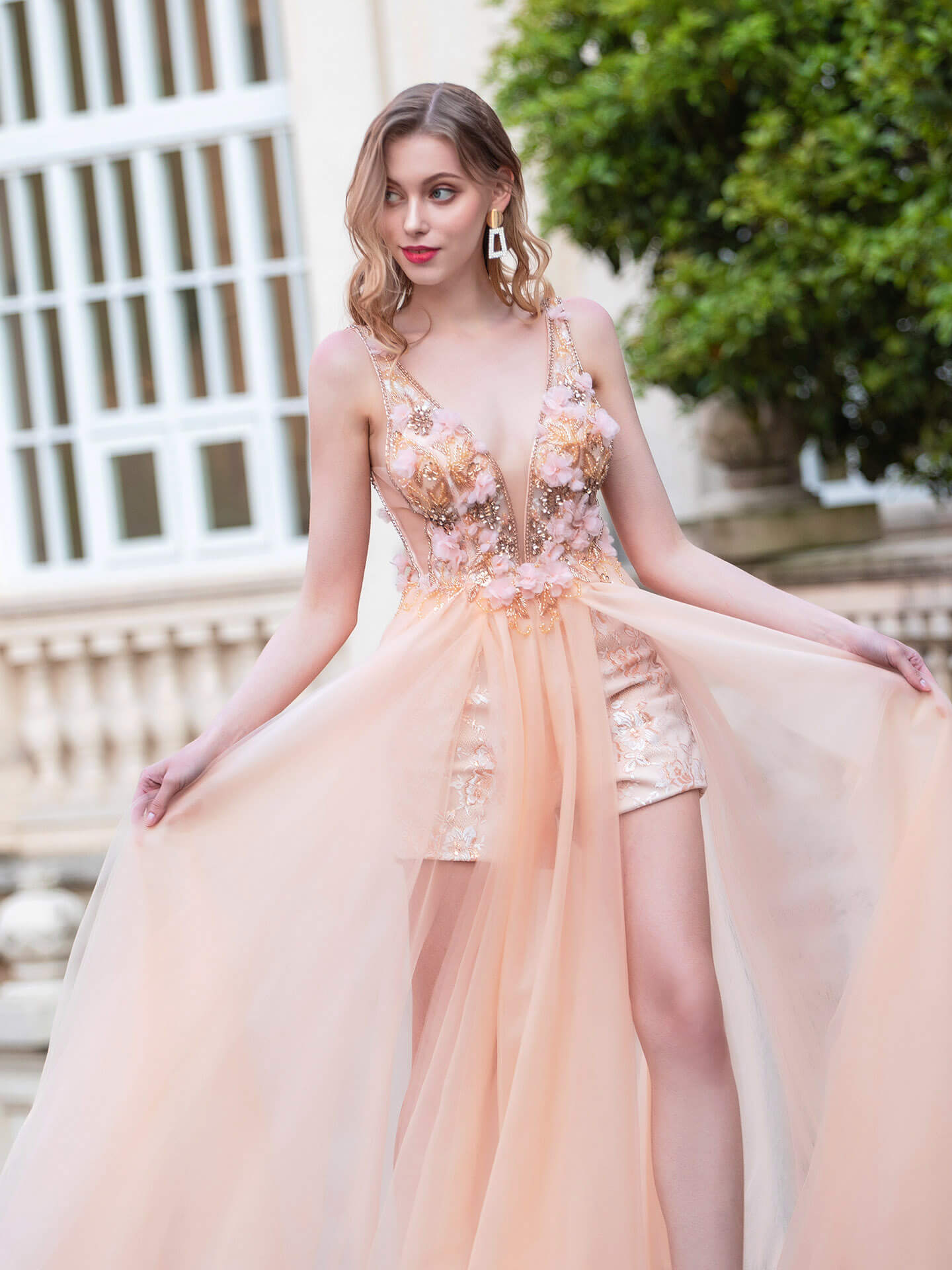 Roycebridal Roycebridal A-line Luxurious Fashion Sexy V-neck Formal Evening Dresses Sleeveless Floor Length Prom Dresses