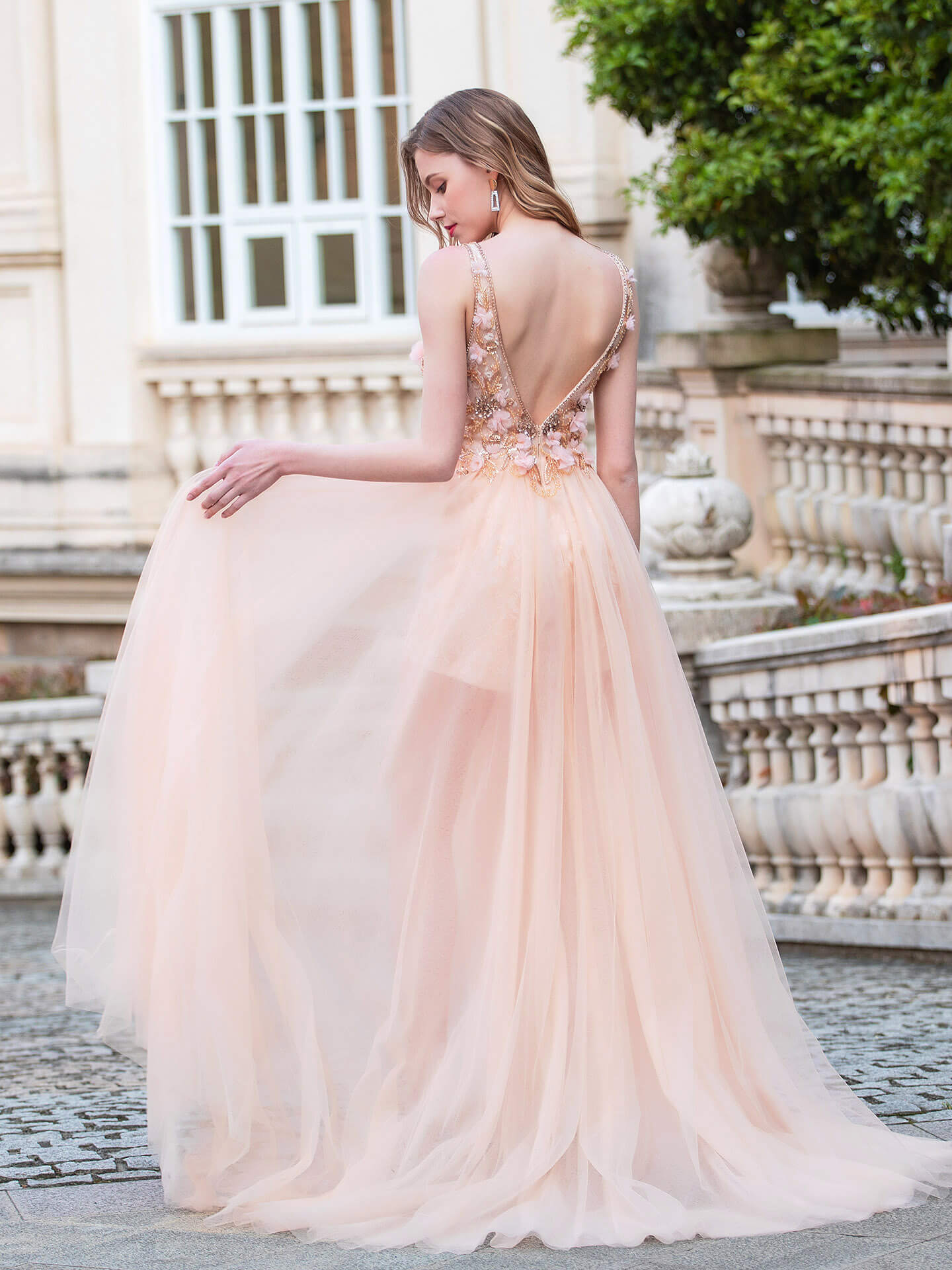 Roycebridal Roycebridal A-line Luxurious Fashion Sexy V-neck Formal Evening Dresses Sleeveless Floor Length Prom Dresses