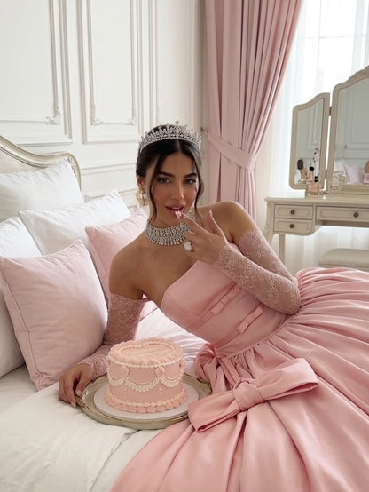 Pink Strapless Ball Gown Prom Dress with Bow Detail Elegant Princess Evening Dress