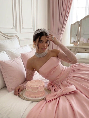 Pink Strapless Ball Gown Prom Dress with Bow Detail Elegant Princess Evening Dress