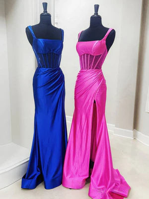 Blaues Neckholder-Abschlussballkleid mit Plissee und Ausschnitten aus Satin in A-Linie