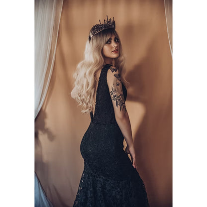 V-Ausschnitt Langarm Spitze Perlen Top A Linie Gothic Schwarzes Brautkleid