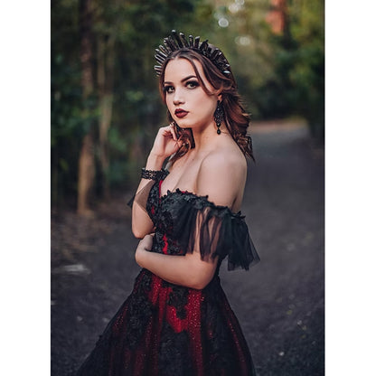 Sexy Sweetheart Neck Off the Shoulder Open Back Lace Tulle Red A Line Gothic Black Wedding Dress