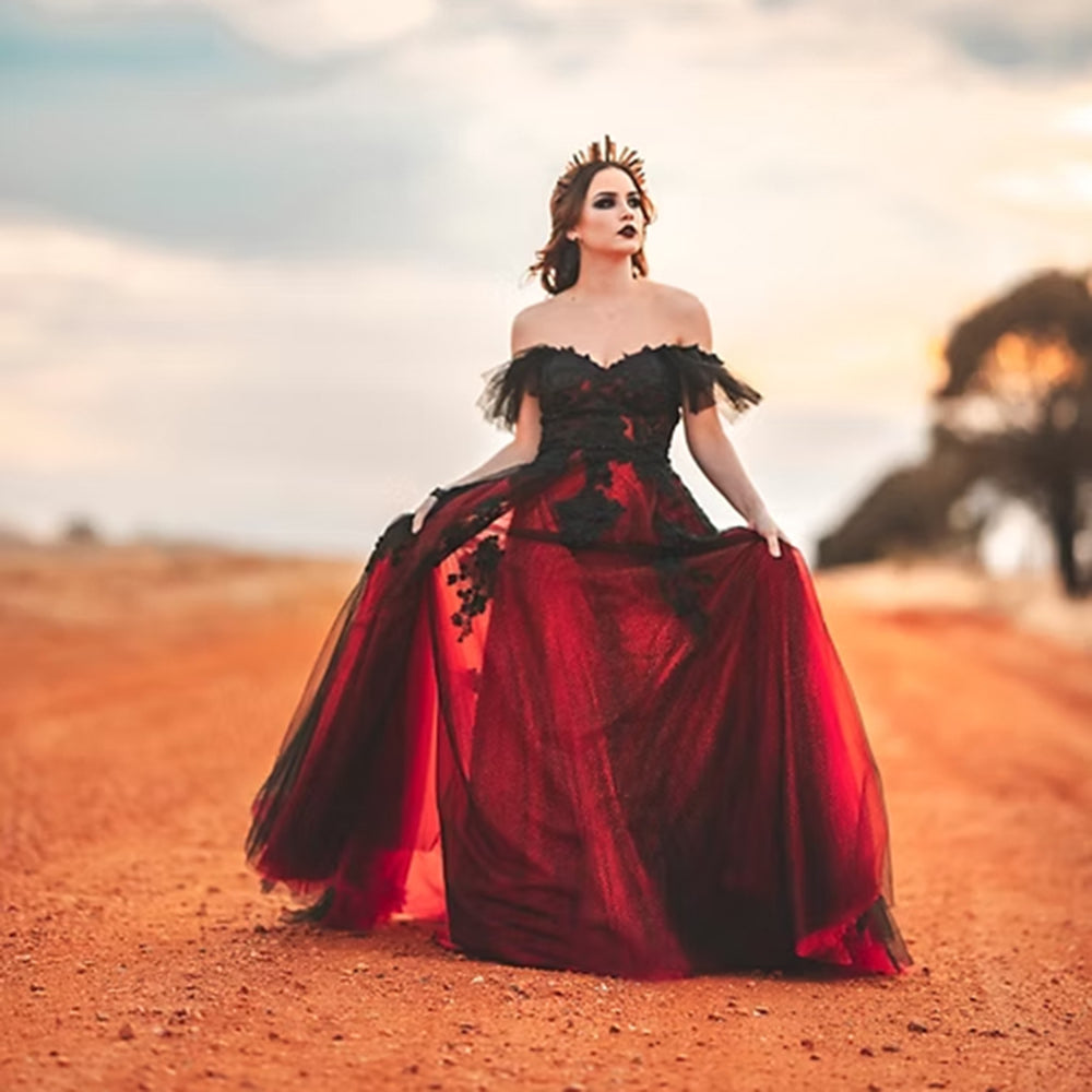Sexy Sweetheart Neck Off the Shoulder Open Back Lace Tulle Red A Line Gothic Black Wedding Dress