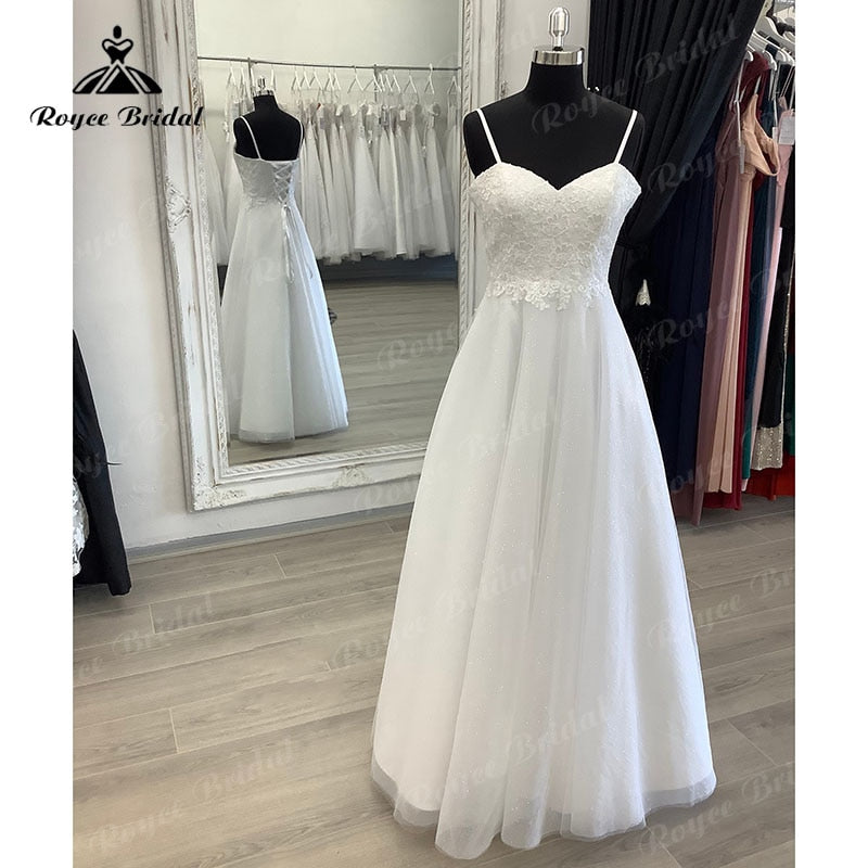 A Line Beach Lace Bodice V Neck Wedding Dress Floor Length Lace up Back 2023 Tulle Bridal Gown Vestido De Noiva Spaghetti Straps
