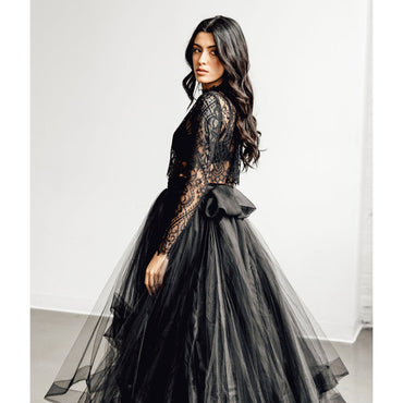 V-Ausschnitt Langarm Spitze Perlen Top A Linie Gothic Schwarzes Brautkleid