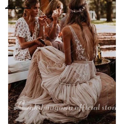 Roycebridal Boho Hippie Wedding Dress  Sleeveless V Neck Chic Styl Whimsical Ruched Skirt Tulle Bridal Gowns Robe de mariee