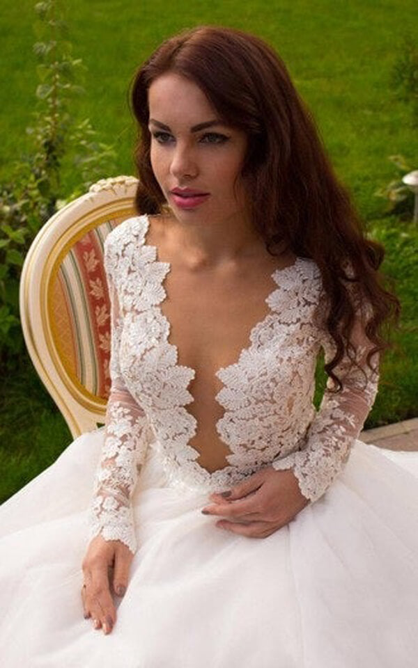Ivory Tulle Boho Princess A-line V-neck Long Sleeves Wedding Dresses, MW669 | a line lace wedding dresses | ivory lace wedding dress | wedding dresses online | www.musebridals.com