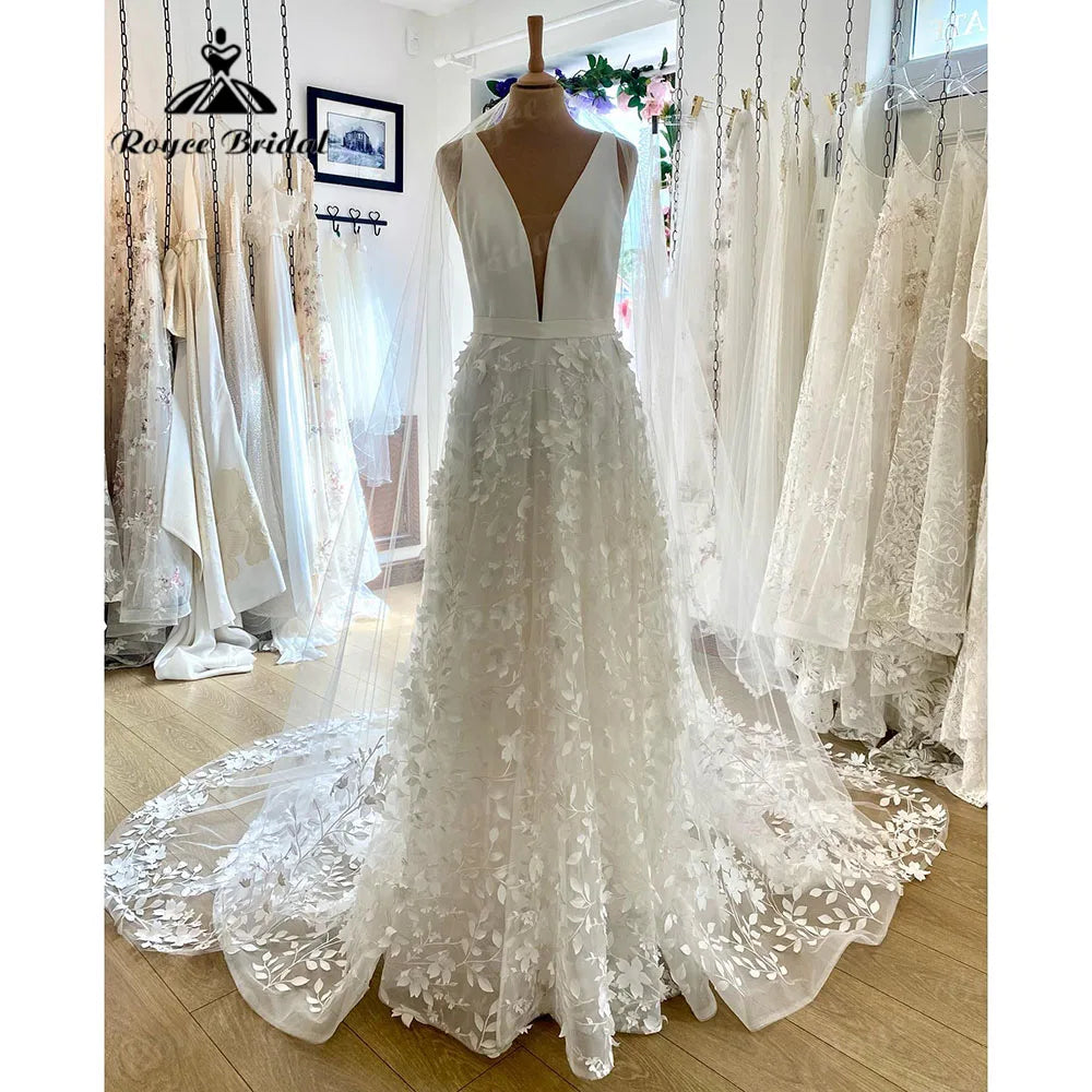 Plunging Lace Floral Deep V Neck Lace Boho Wedding Gown for Women 2024 Garden Wedding Dress for Bride Backless vestido de noiva