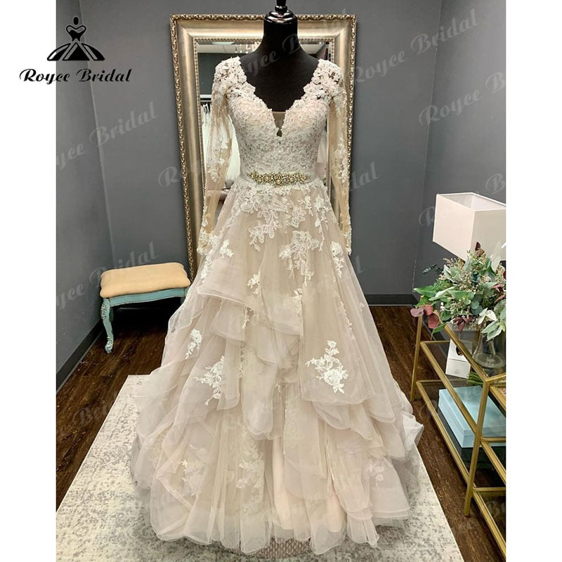 Roycebridal Vintage Long Sleeve Lace Appliques Beadings V Neck Wedding Dress Backless Custom Made Boho Garden Long Bridal Gown