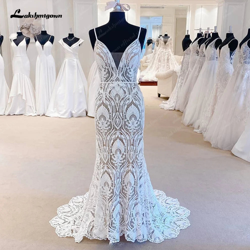 Lakshmigown Sexy Lace Wedding Dresses 2023 V-Neck Open Back Long Bride Dress Spaghetti Strap Applique A-Line Party Gown