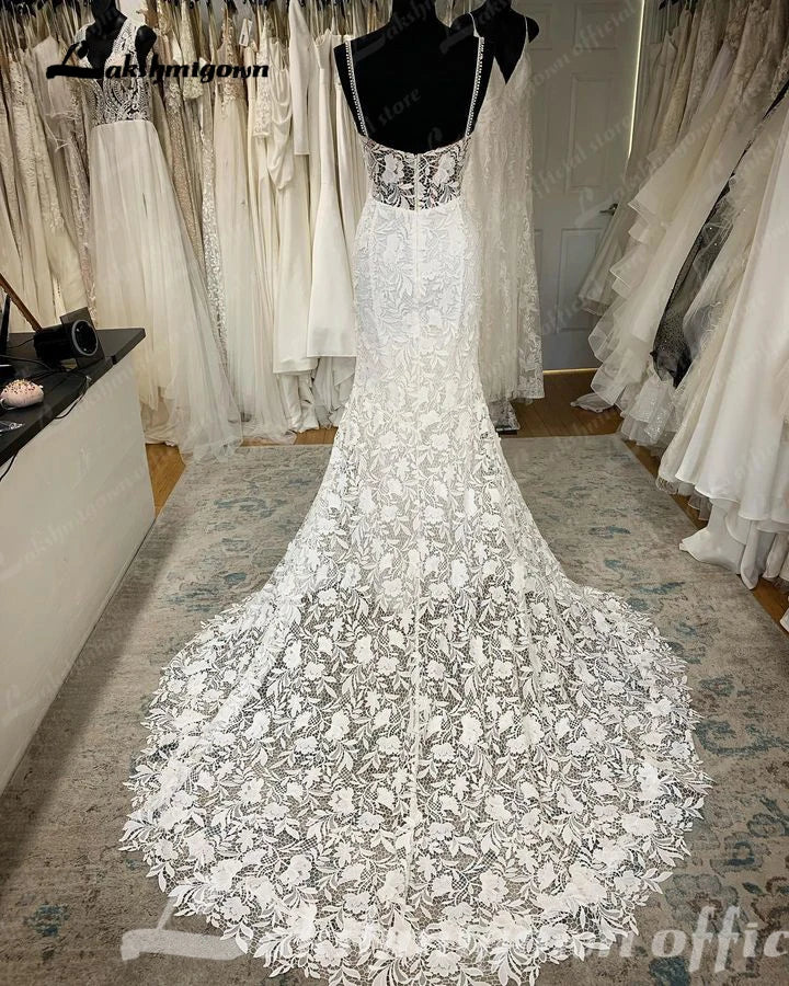 Lakshmigown Lace Mermaid Wedding Dress Scoop Neck Lace Applique Spaghetti Straps Bridal Gown