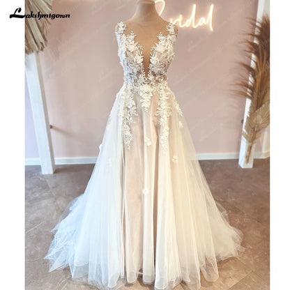 Roycebridal Vintage Lace Appliques Backless Wedding Dress with V Neck 3D Flowers Bridal Gown Custom Made abito da sposa