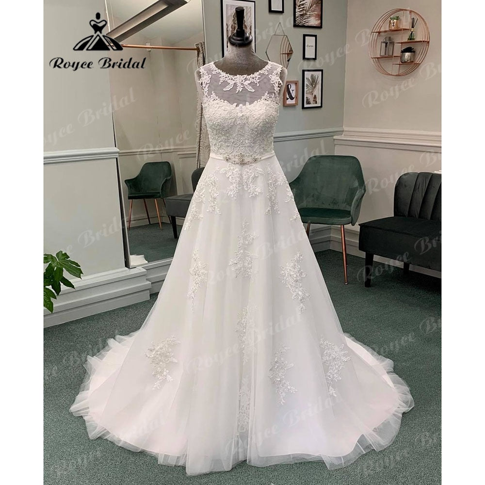 Vintage Lace Appliques Sleeveless Wedding Dress with Belt  Illusion Back Wedding Gown for Bride vestido de casamento Sexy