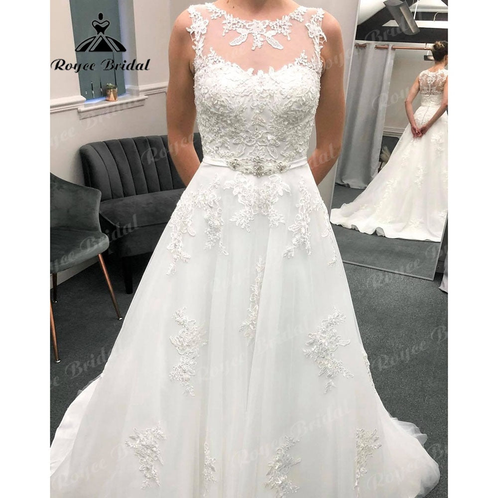 Vintage Lace Appliques Sleeveless Wedding Dress with Belt  Illusion Back Wedding Gown for Bride vestido de casamento Sexy