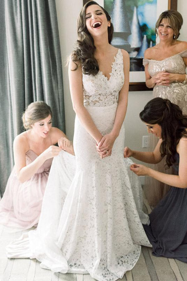Vintage Ivory Lace Mermaid V Neck Wedding Dress, Bridal Dresses, MW533 | wedding dress | bridal gowns | mermaid wedding dress | cheap wedding dress | www.musebridals.com