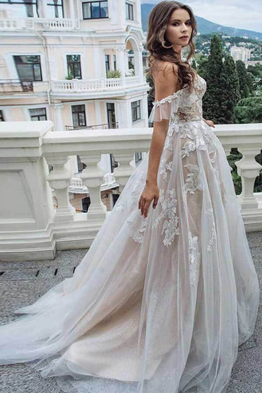 Vintage Lace A-line Sweetheart Off-the-Shoulder Beach Wedding Dresses, MW735 | tulle a line wedding dresses | bohemian wedding dress | wedding gown | www.musebridals.com