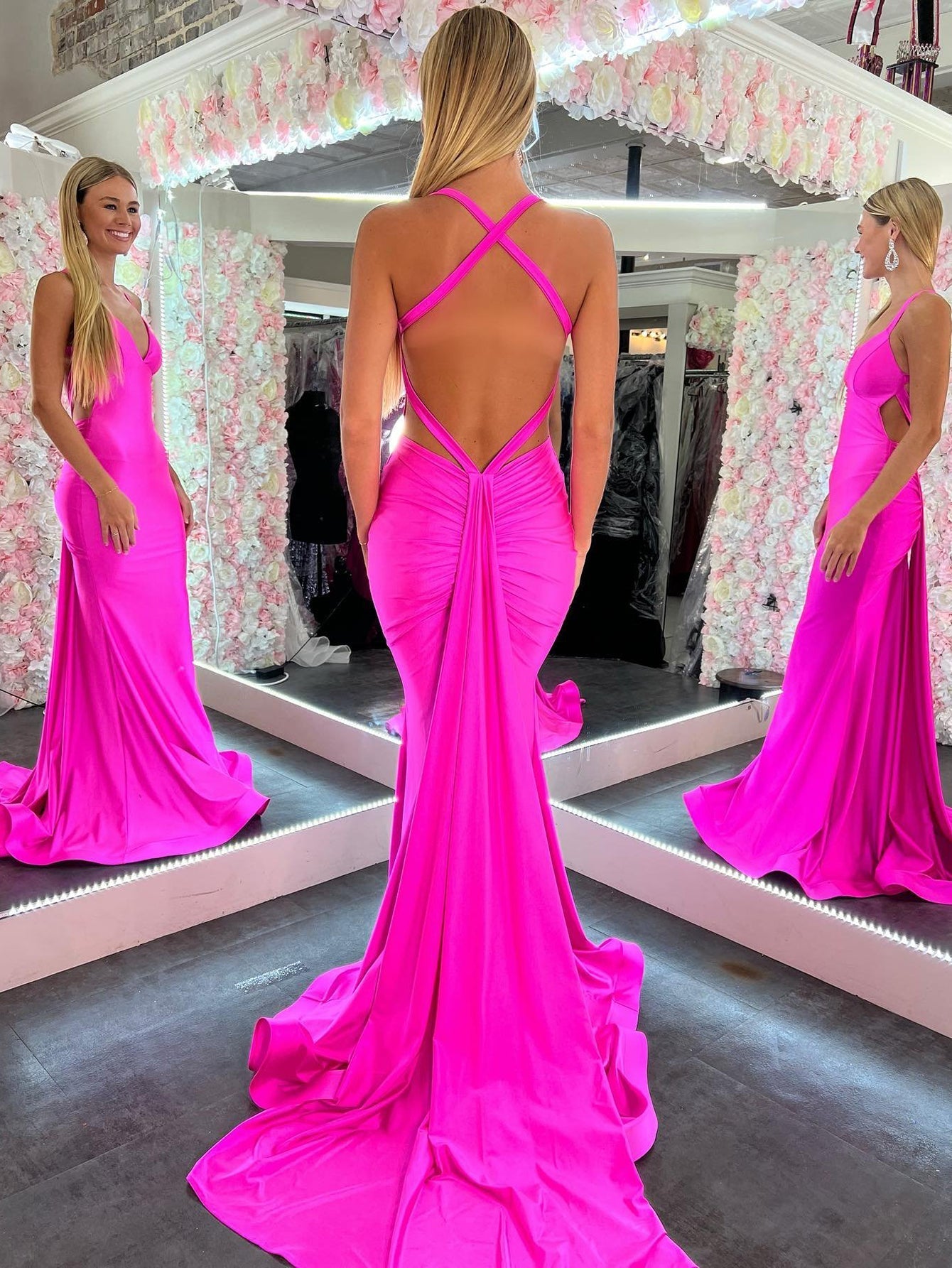 Roycebridal Angela |Mermaid Pink V Neck Backless Satin Long Prom Dress
