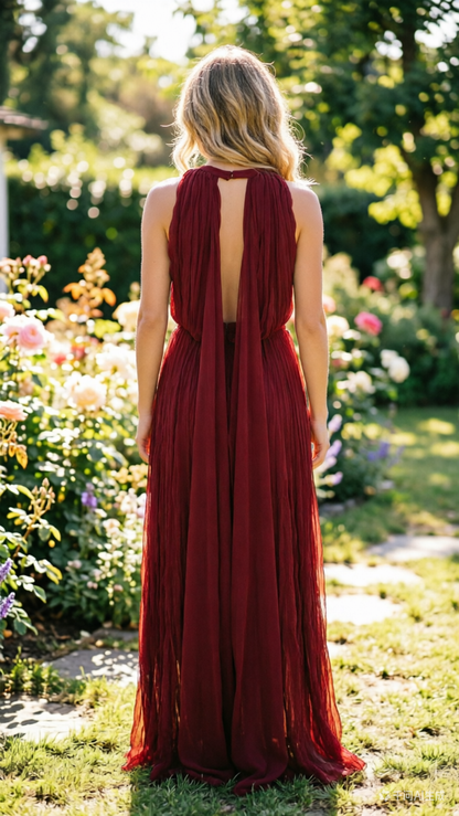 Blaues Neckholder-Abschlussballkleid mit Plissee und Ausschnitten aus Satin in A-Linie