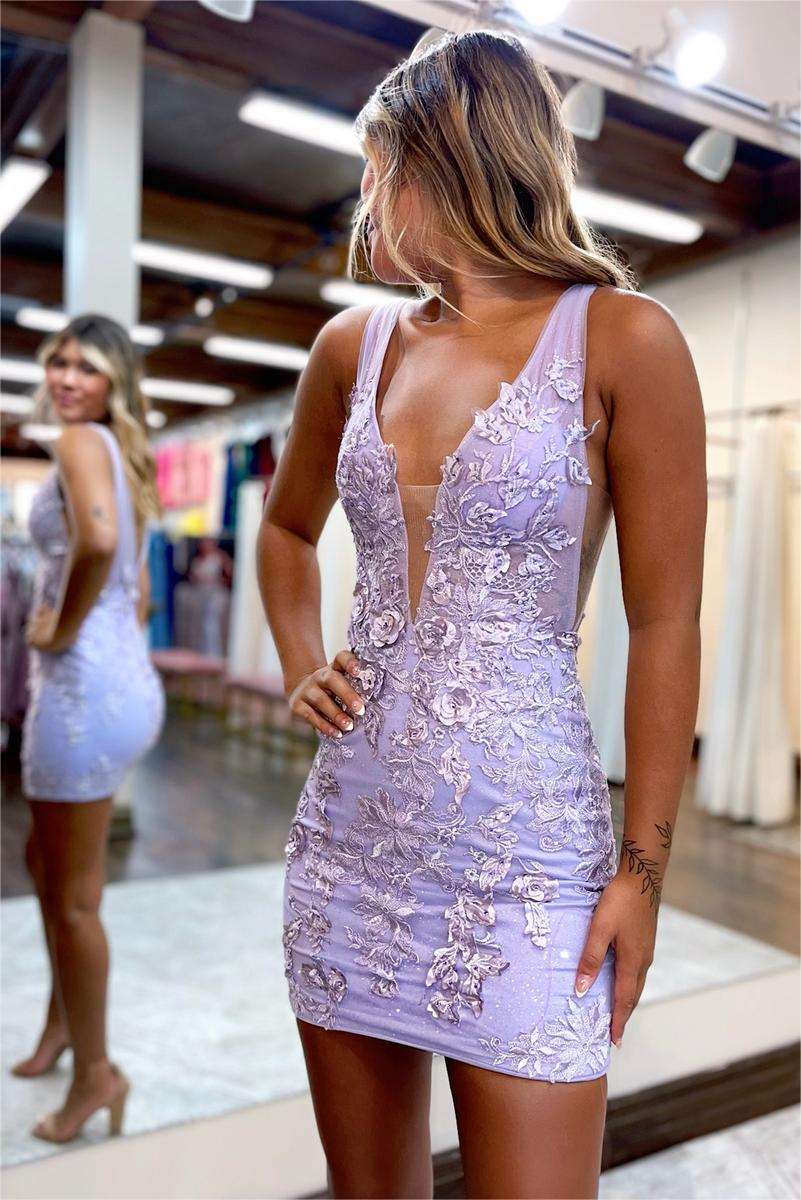 Shortest dress judge cheap