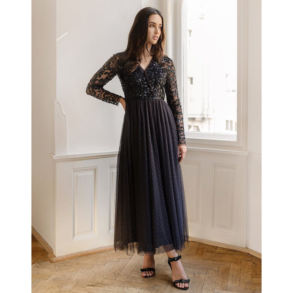 V Neck Long Sleeve Lace Beading Top A Line Gothic Black Wedding Dress
