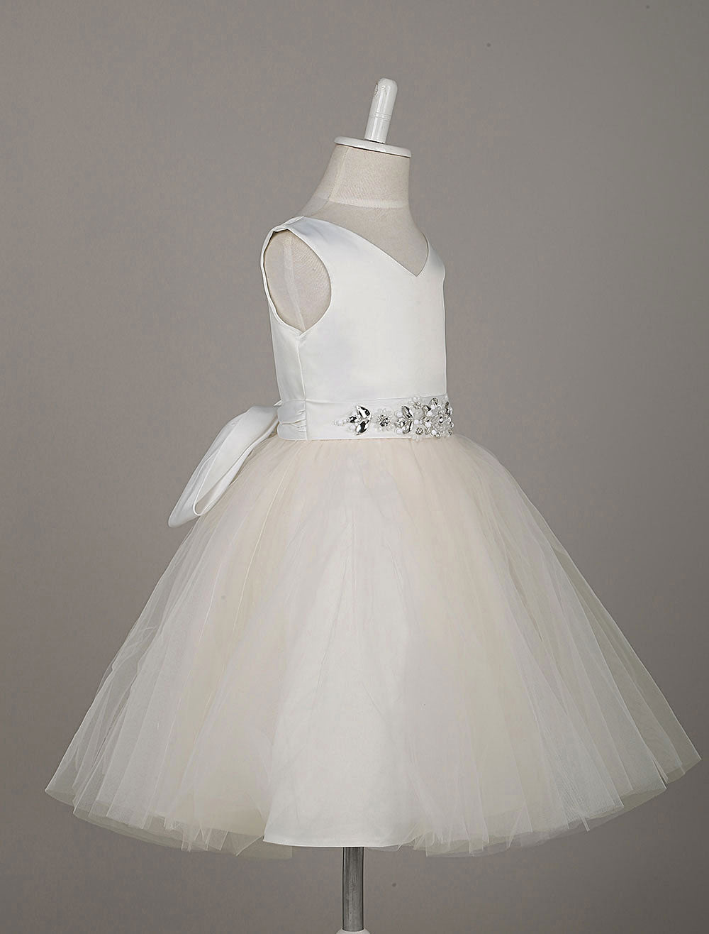 Tulle Satin V Neck Tutu Dress Ivory Beading Waist Sleeveless A-line Dinner Dress With Sash-showprettydress