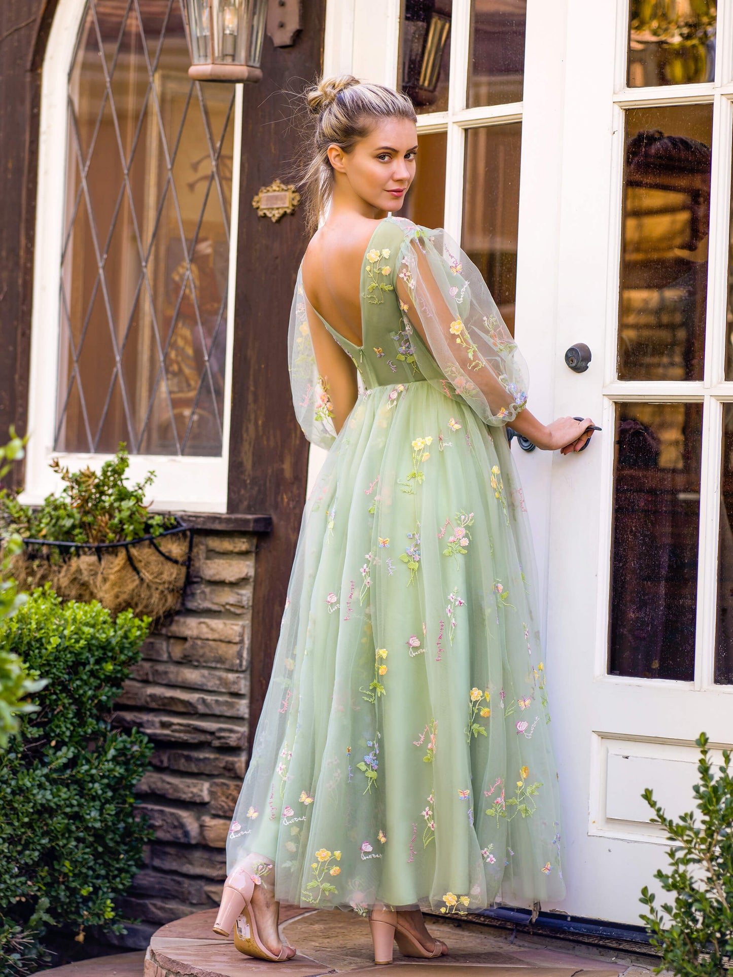 Roycebridal V-neck Embroidery Maxi Length Tulle Corset Floral Prom Dress